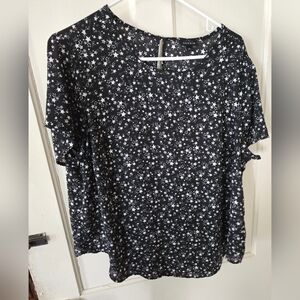 Torrid Black and White Boxy Short Sleeve Blouse